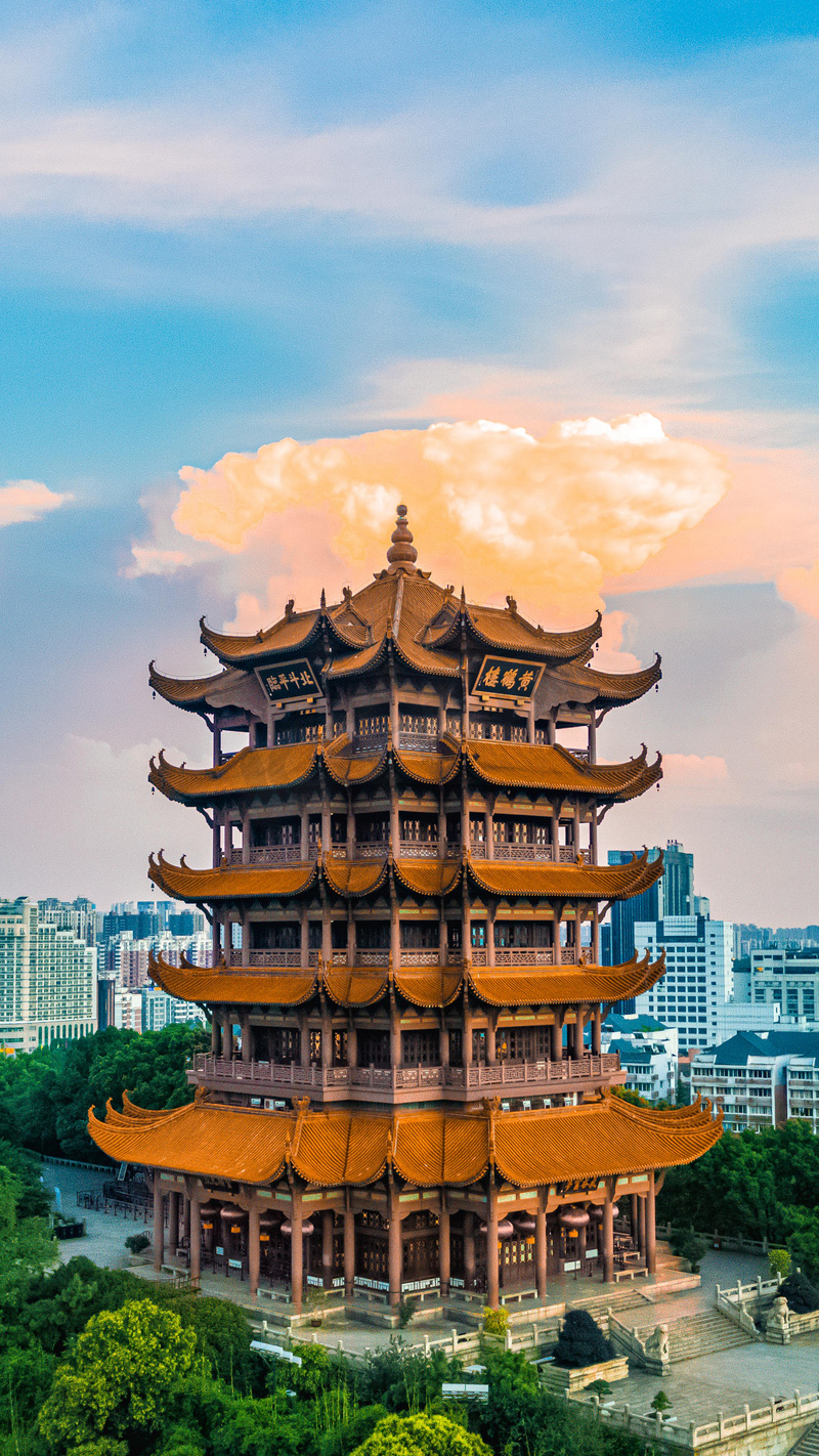 武汉城市建筑夕阳建筑黄鹤楼竖屏摄影图配图图片