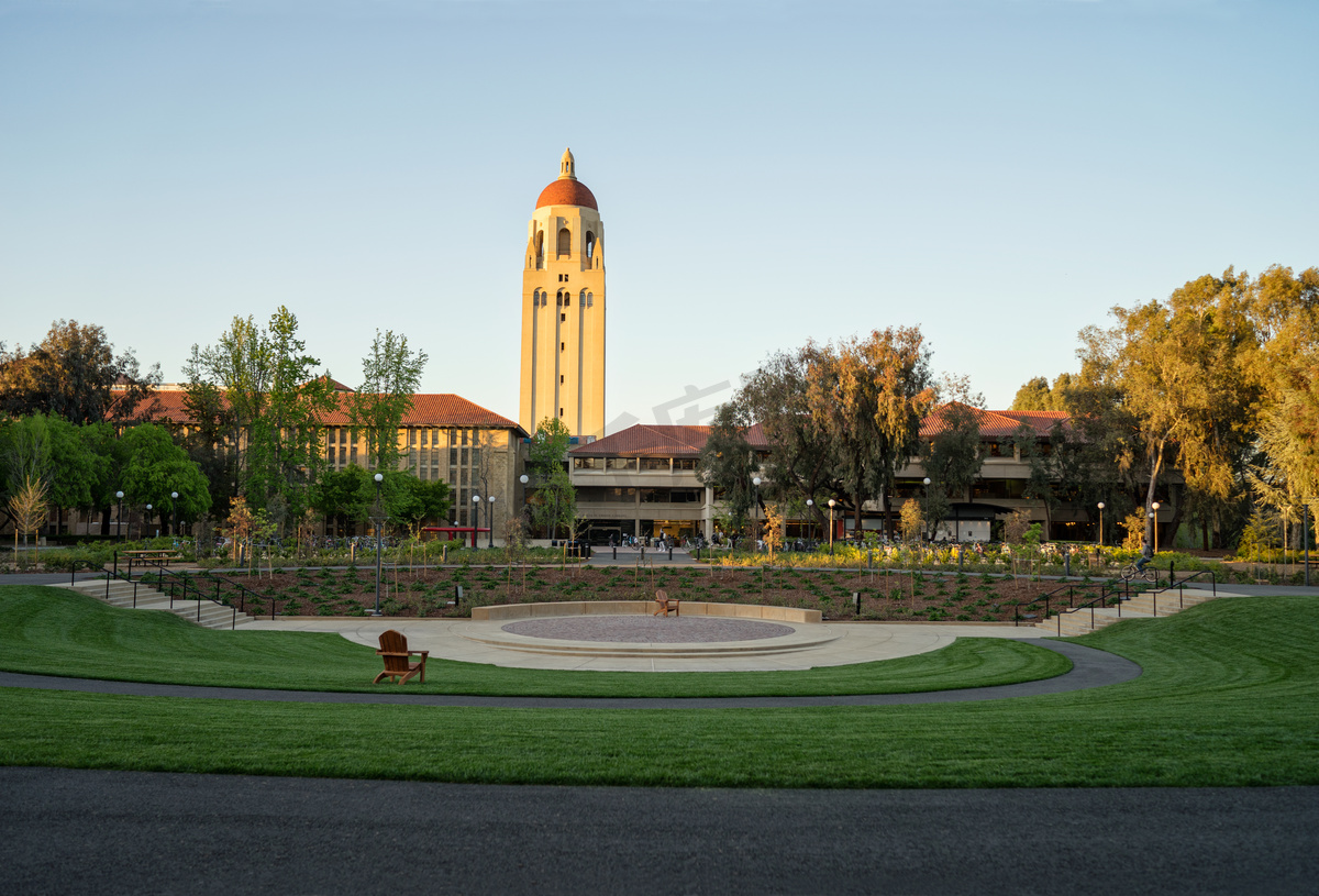 帕洛阿尔托，加利福尼亚州，美国-2016 年 3 月，︰ 斯坦福大学校园图片