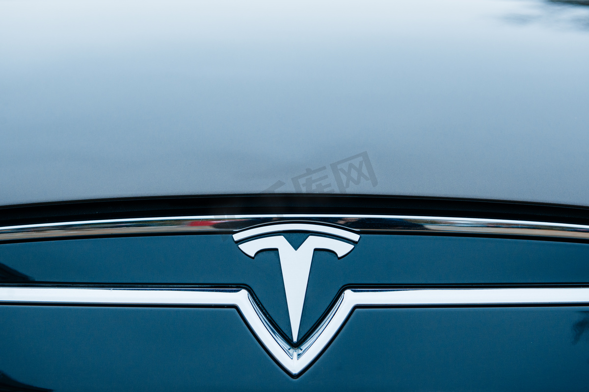特斯拉型号 S 电动汽车零排放图片