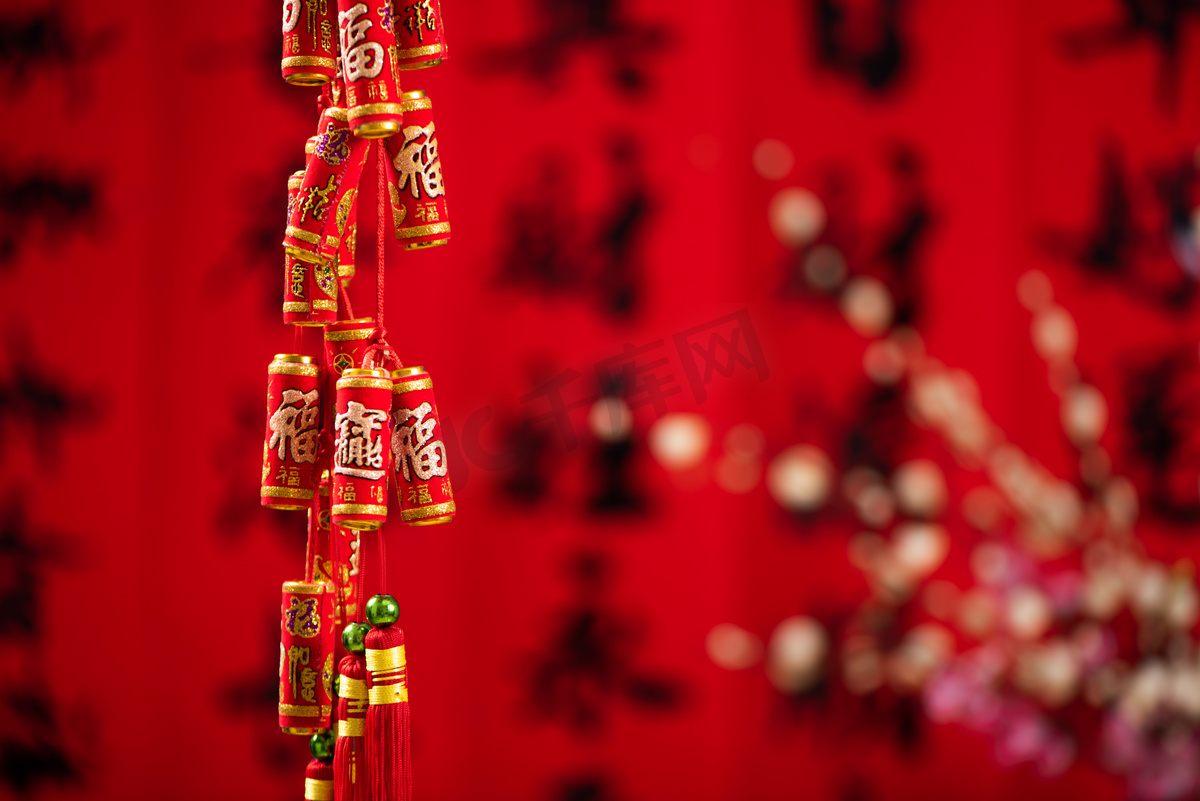 中国新年爆竹装饰，春节背景图片