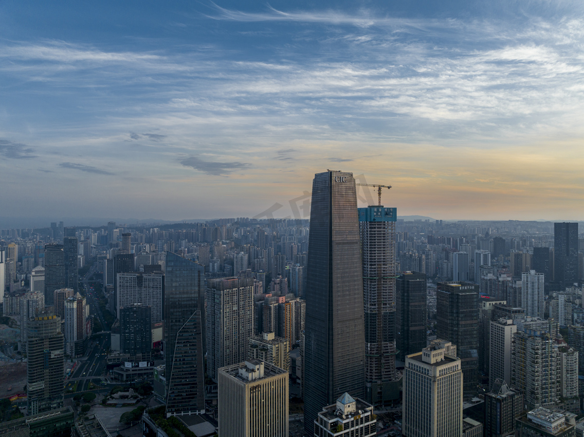 城市风景早上建筑户外摄影摄影图配图图片