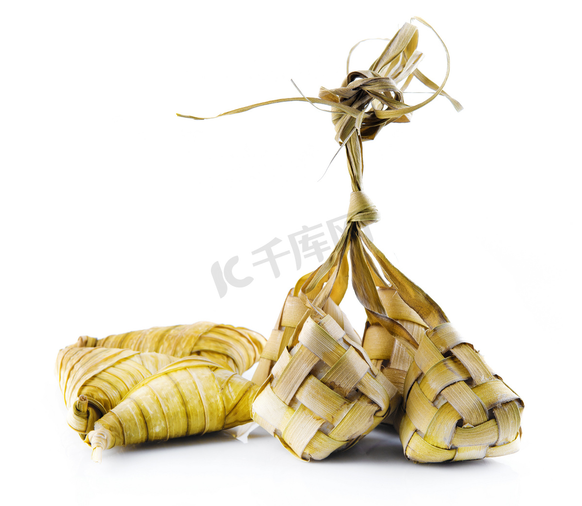 Ketupat 或包装的粽子图片