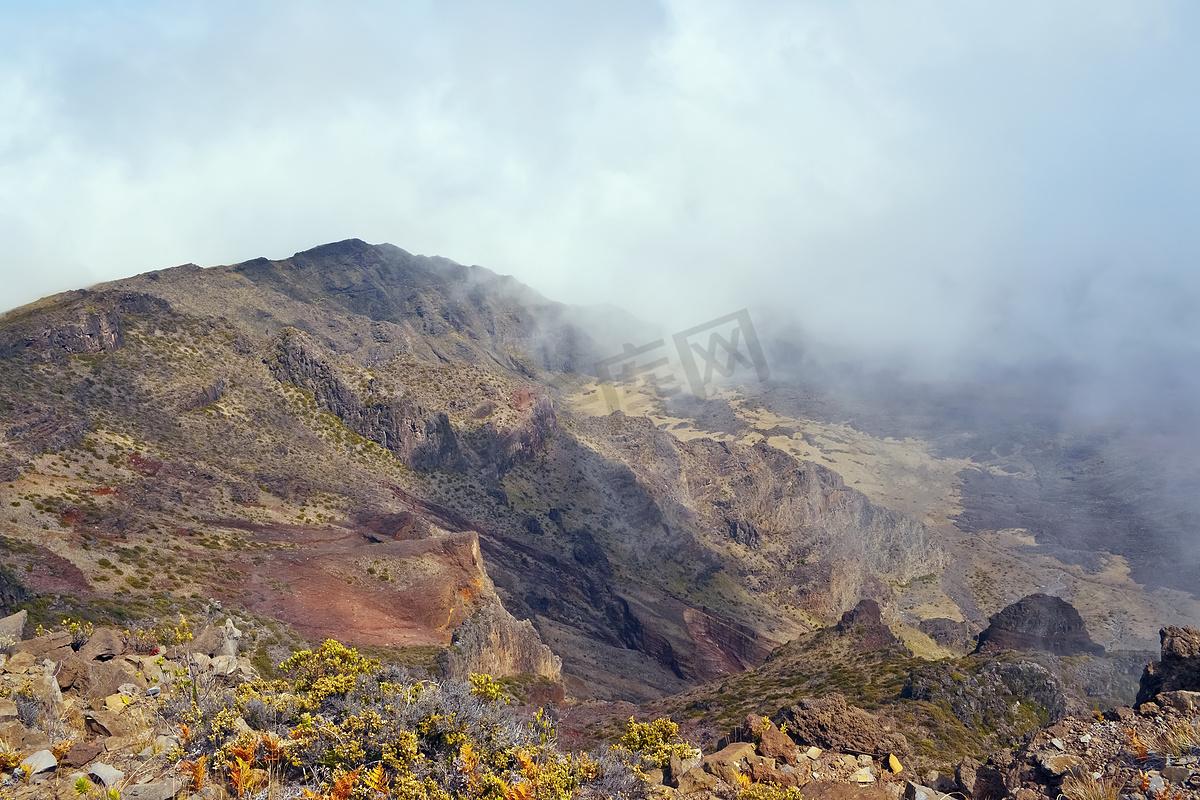 哈雷阿卡拉火山和火山口毛伊岛夏威夷，火山口山的斜坡图片