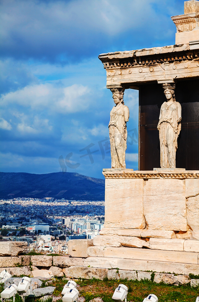 雅典女像柱的门廊图片