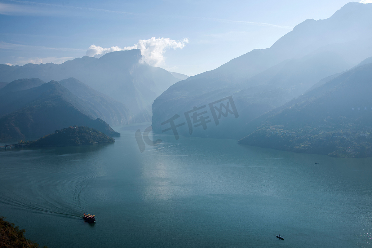 长江三峡奉节三江水域图片