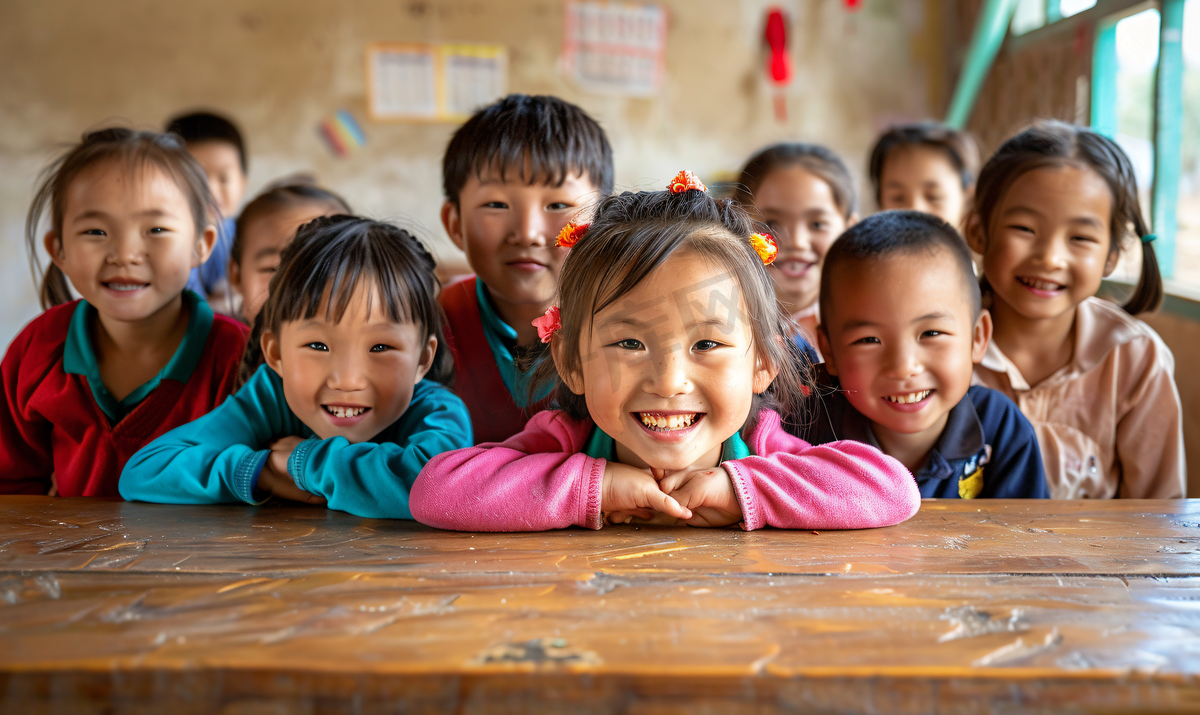 亚洲人乡村小学里的小学生图片