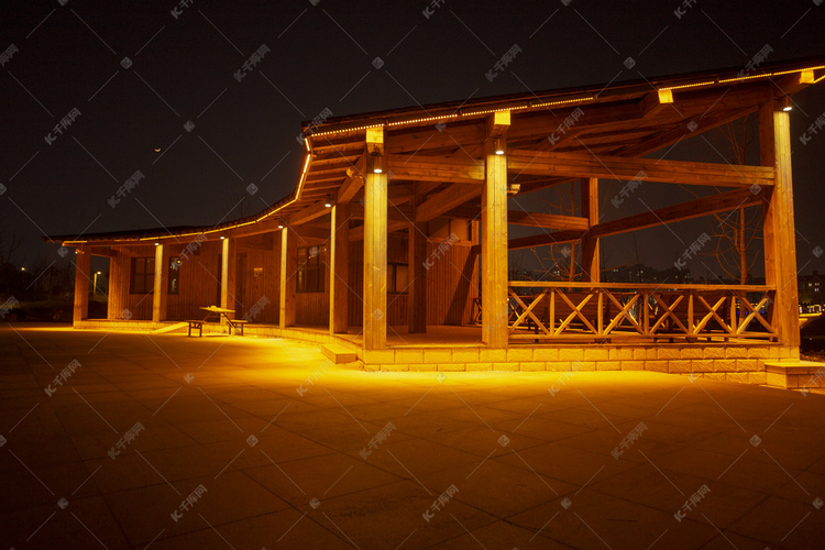 夜拍公园之孤独的小亭摄影图