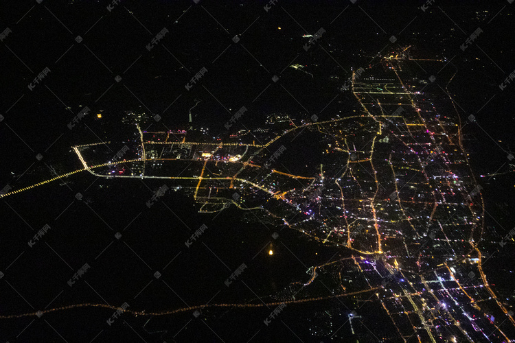 城市夜景俯拍灯光摄影图