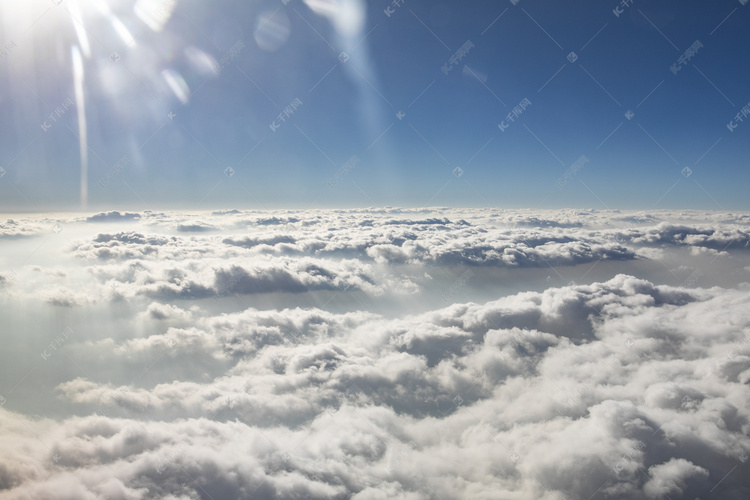 云海苍茫云雾缭绕自然风景摄影图