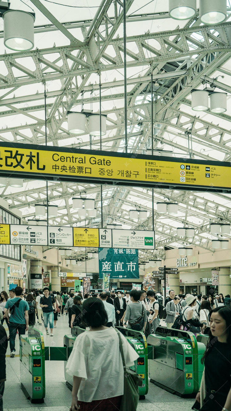 东京地铁站摄影图