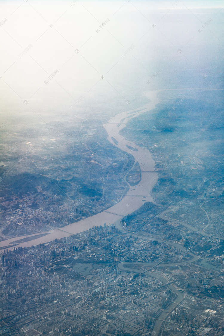俯视广阔壮丽山河大地摄影图