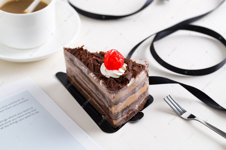 甜点巧克力蛋糕摄影图