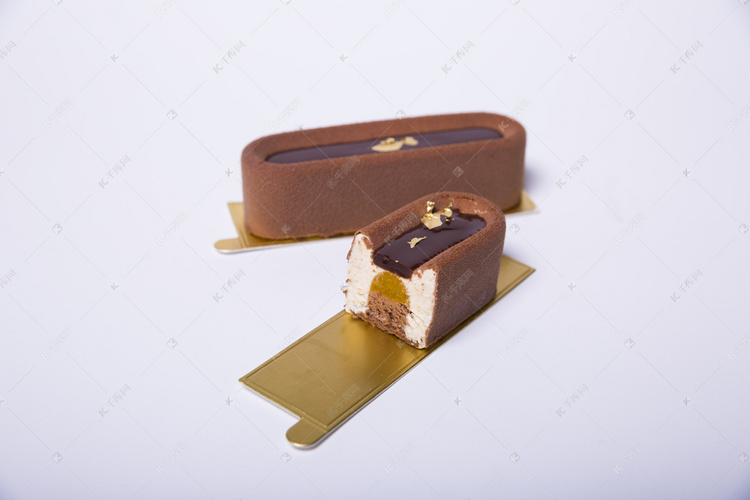 美味巧克力蛋糕甜品摄影图