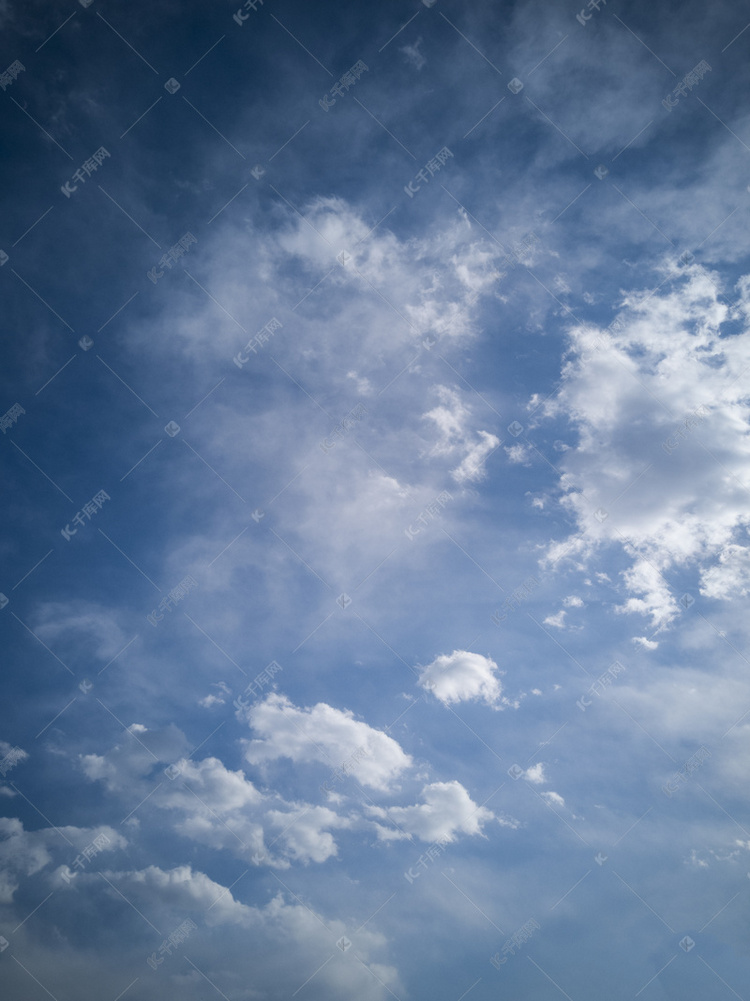 蓝天白云云层自然风景摄影图