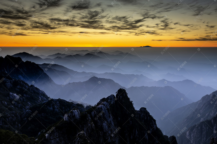 黄山黄昏日落摄影图