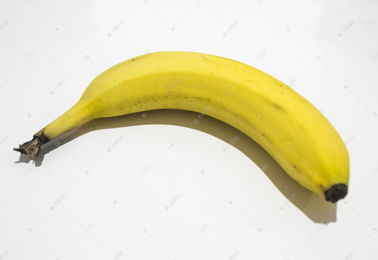 新鲜的黄色香蕉白底图