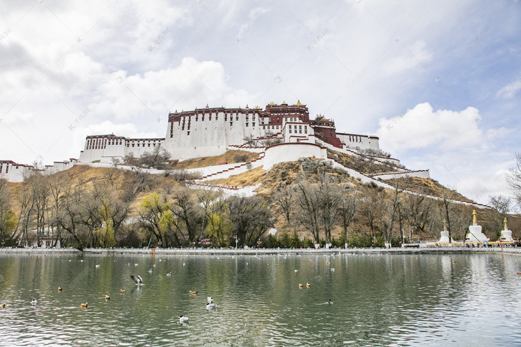 西藏布达拉宫风景摄影图