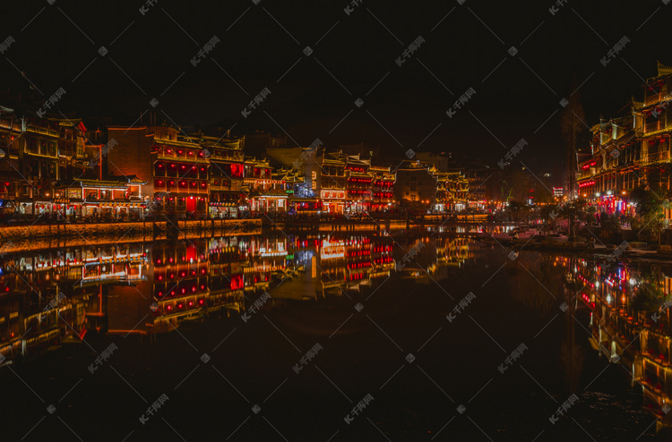 凤凰古城夜景摄影图