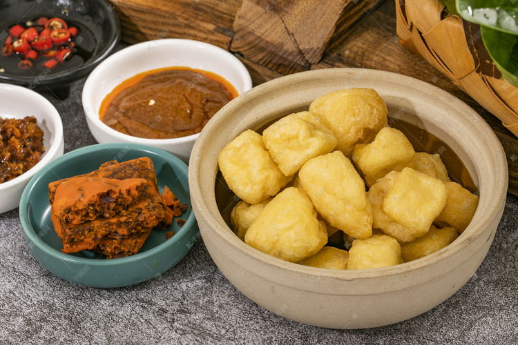 火锅豆泡摄影图