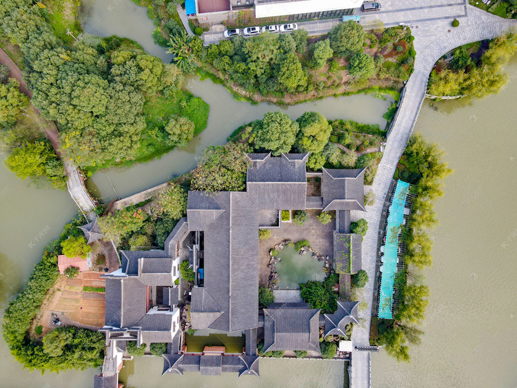 城市中午徽派建筑江南水乡俯拍摄影图配图