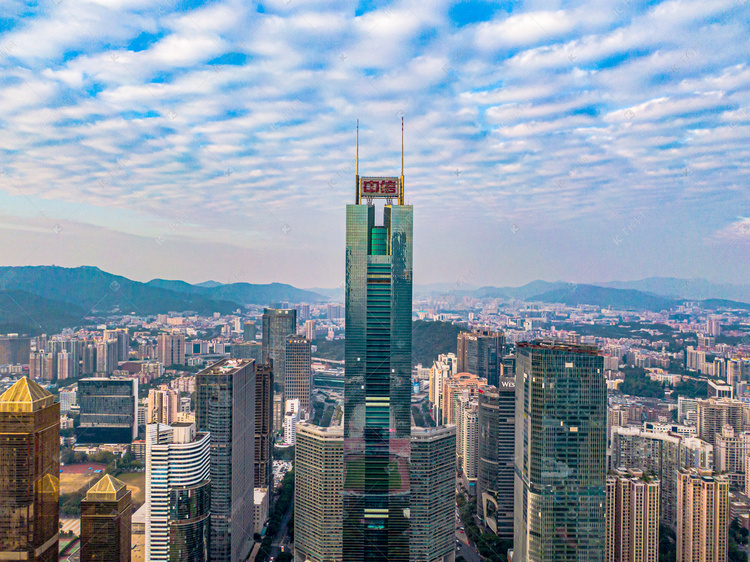 航拍广东广州中信大厦高楼摄影图