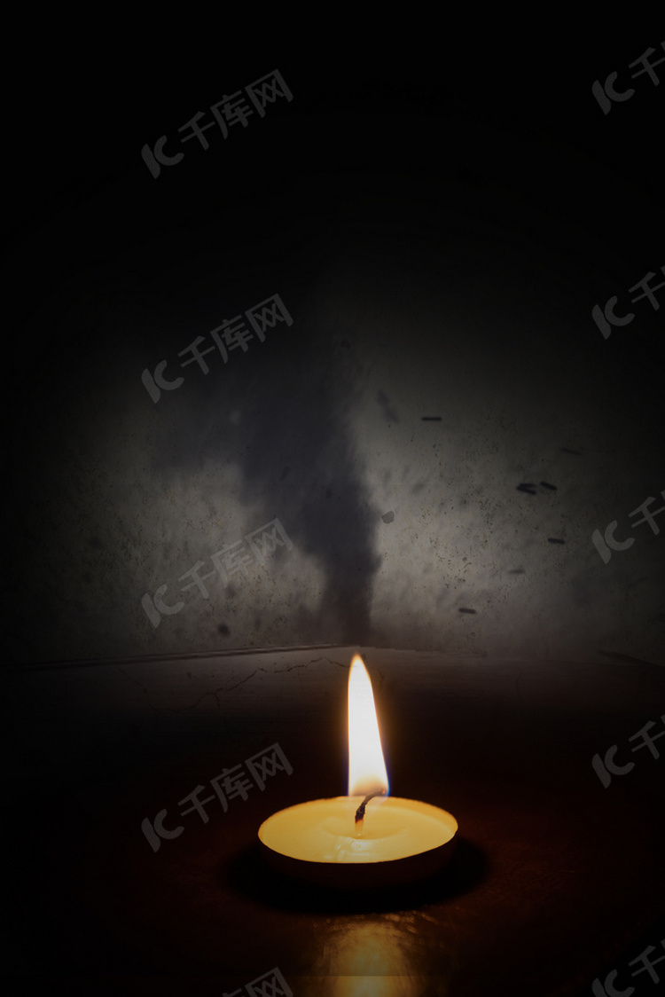 蜡烛祈福自然灾害黑色大气背景