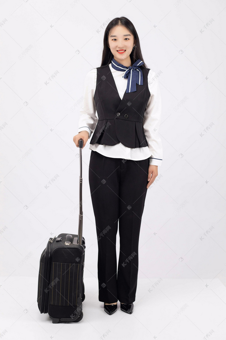 商务制服人像白天女孩室外出差摄影图配图