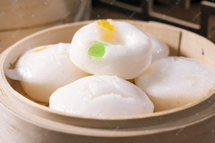 新鲜美食小吃水塔糕特写摄影图配图高清摄影大图-千库网