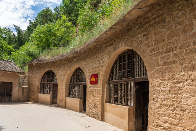 杨家岭窑洞广角下午窑洞室外摄影摄影图配图