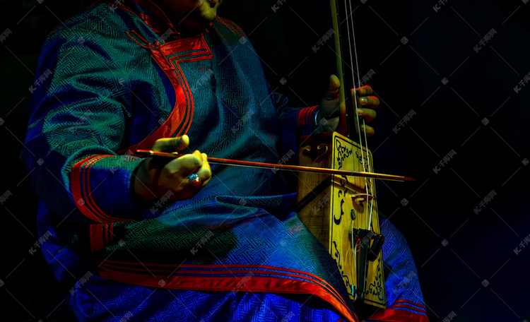 马头琴上午马头琴室内素材摄影图配图