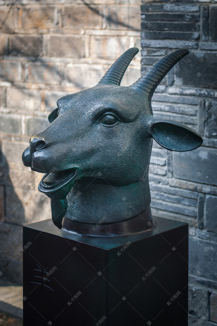 十二生肖兽首之羊摄影图配图