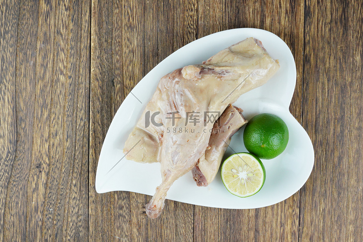餐饮美食盐水鸭摄影图