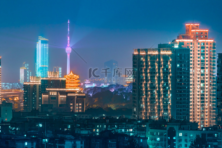 武汉黄鹤楼的夜景摄影图