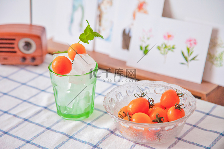 夏日小番茄摄影图