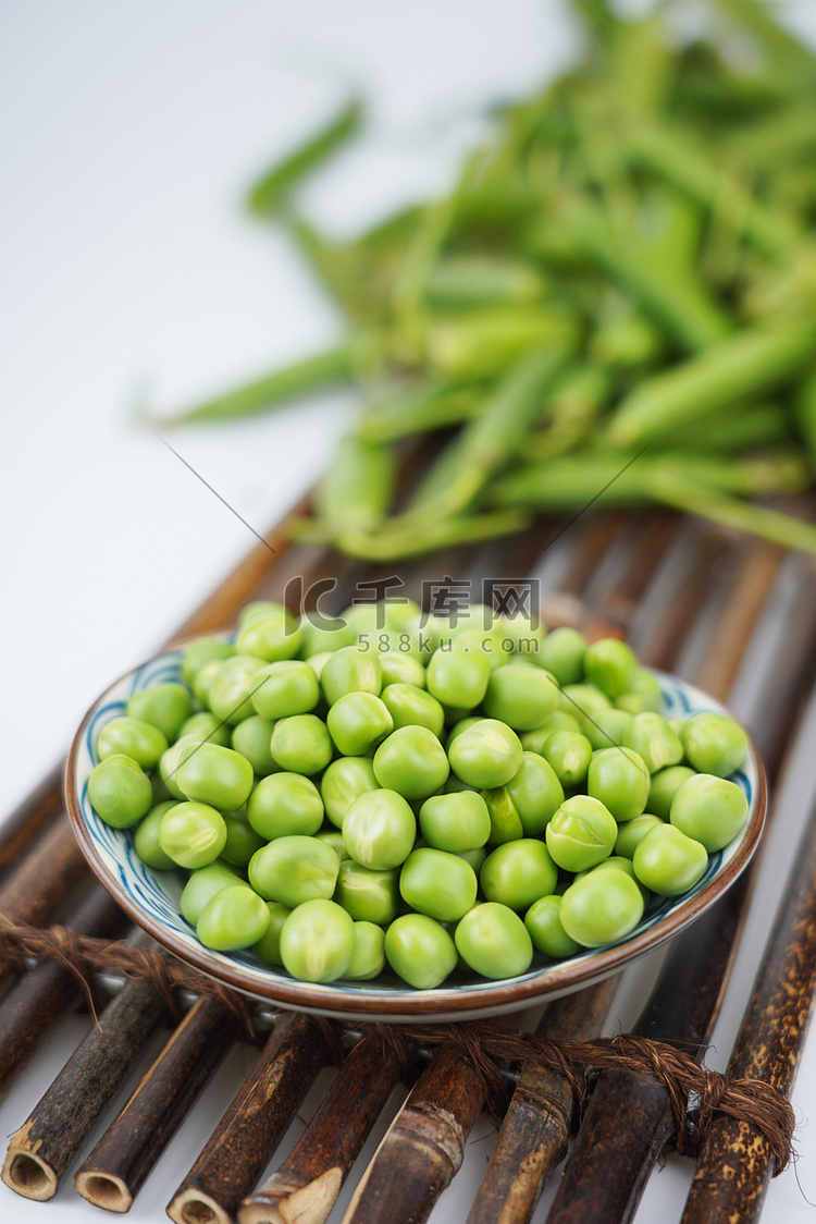 餐饮食材绿豌豆摄影图