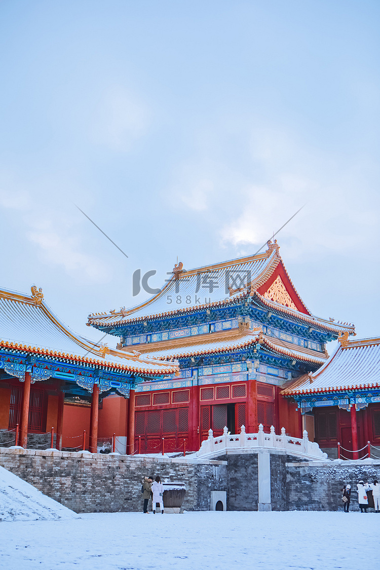 故宫雪景古建筑摄影图