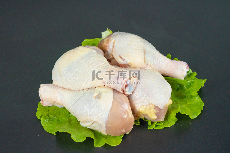 生鲜鸡腿食材摄影图