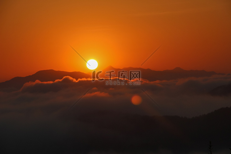 日出云海摄影图