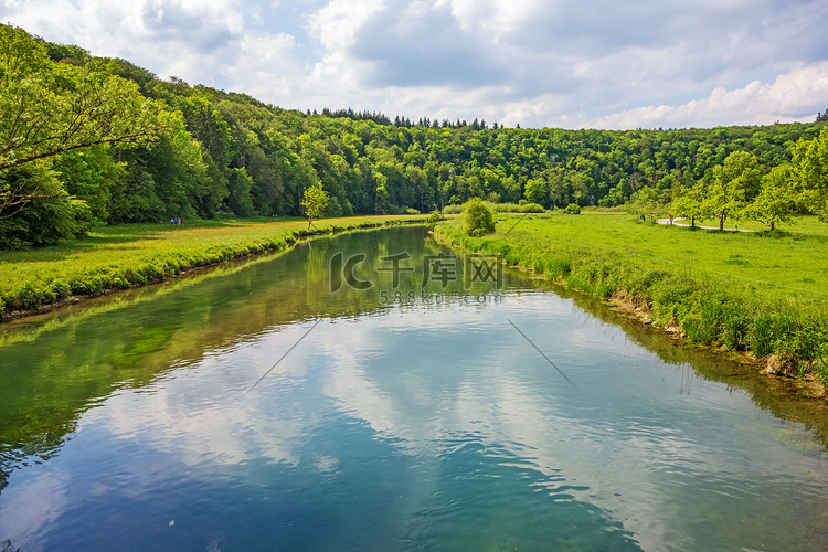 谷 Eselsburger Tal