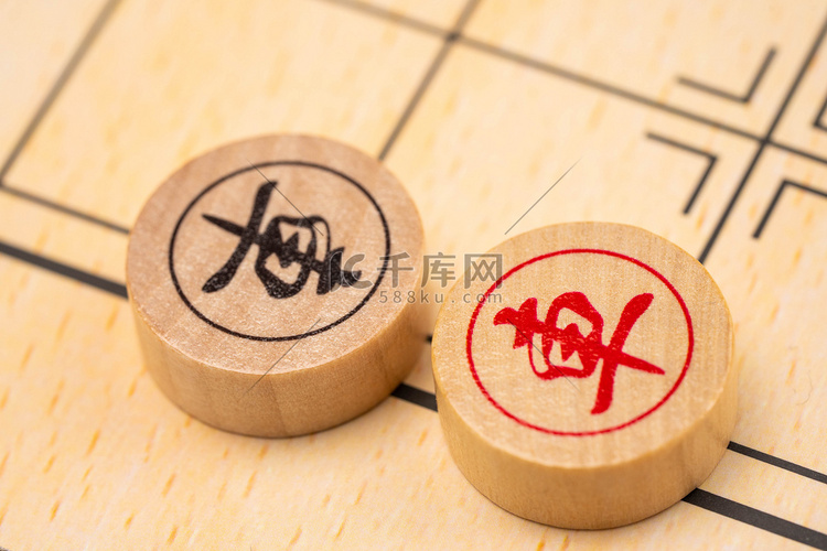 中国象棋日常两颗棋子棋盘下象棋