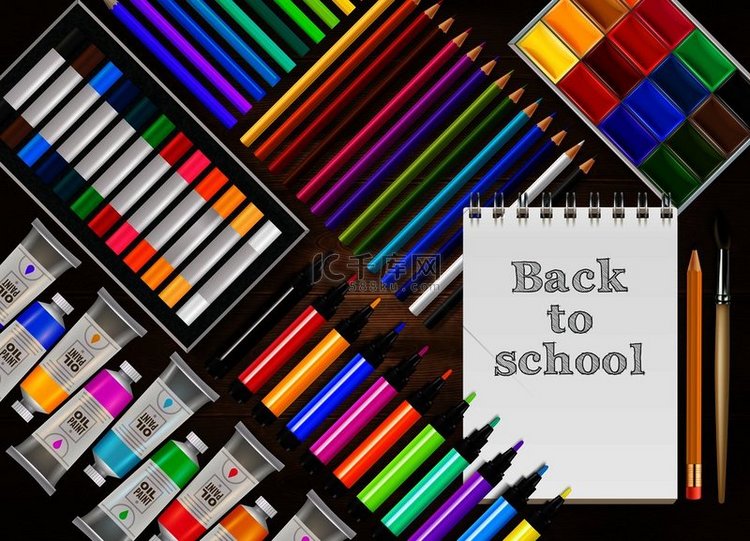 回到学校现实背景与彩色铅笔标记