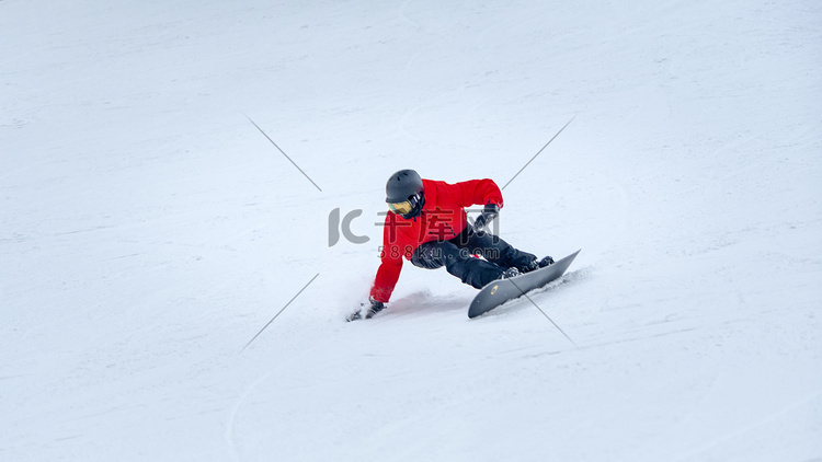 滑雪单人上午滑雪冬季素材摄影图