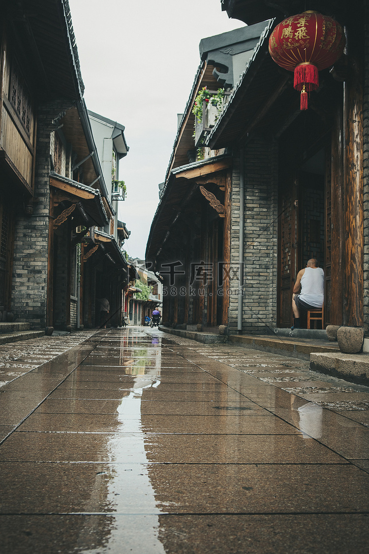 雨天街道下午古镇农村无摄影图配