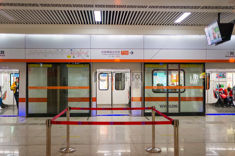 武汉城市地铁站室内地铁站地铁站