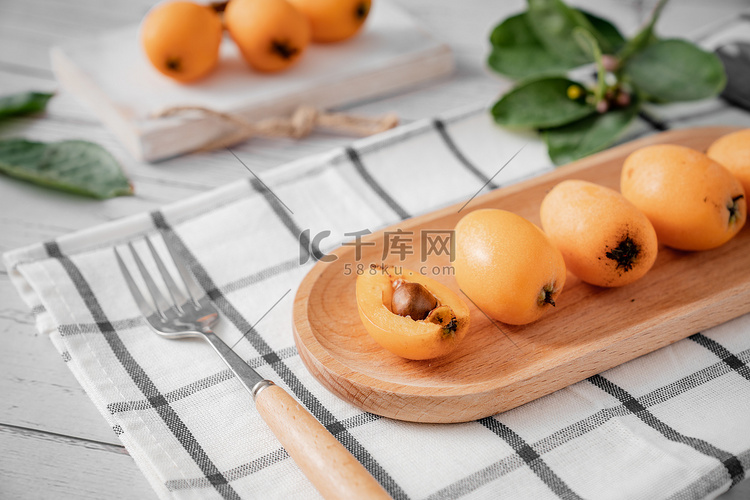 枇杷食品水果营养新鲜摄影图配图