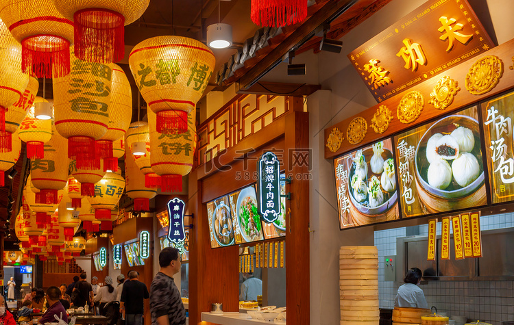 中国传统特色小吃美食店堂场景摄