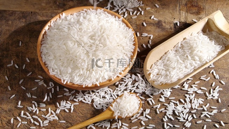 大米泰国香米长粒香米掉落