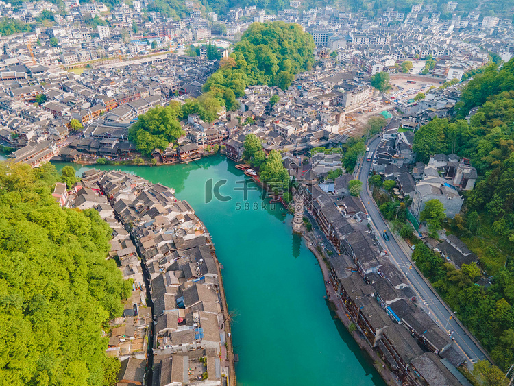 城市中午湖南凤凰古城风光航拍景