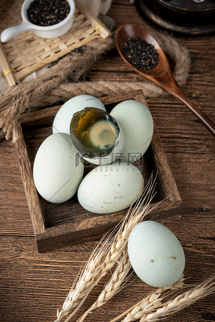 皮蛋鸡蛋蛋美食美味摄影图配图