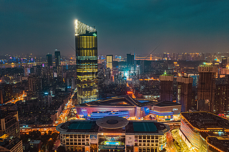 武汉城市建筑夜晚建筑恒隆广场俯